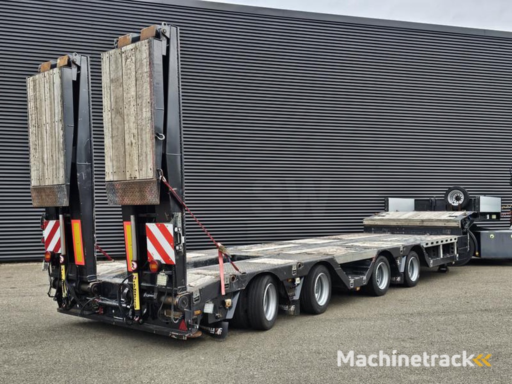 Faymonville MULTIMAX-EXTENDABLE-HYDR-RAMP-WHEEL-WELL-RADMULDEN