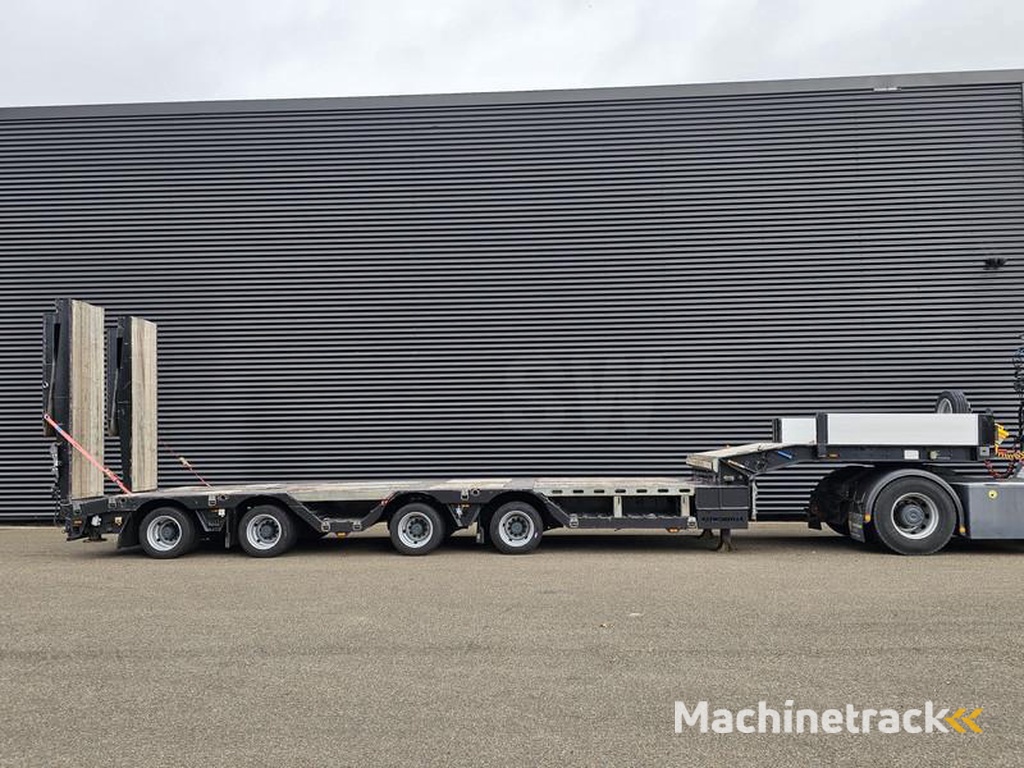 Faymonville MULTIMAX-EXTENDABLE-HYDR-RAMP-WHEEL-WELL-RADMULDEN