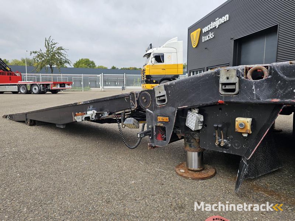 Faymonville MULTIMAX-EXTENDABLE-HYDR-RAMP-WHEEL-WELL-RADMULDEN