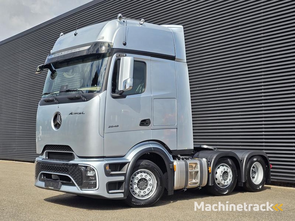 Mercedes ACTROS 2548 6X2/4 / PTO / GIGASPACE