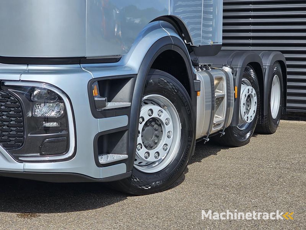 Mercedes ACTROS 2548 6X2/4 / PTO / GIGASPACE