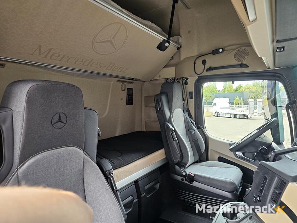 Mercedes ACTROS 2548 6X2/4 / PTO / GIGASPACE