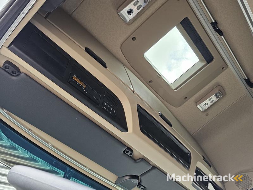 Mercedes ACTROS 2548 6X2/4 / PTO / GIGASPACE