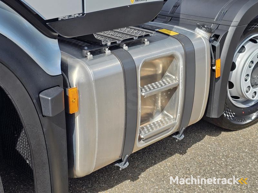 Mercedes ACTROS 2548 6X2/4 / PTO / GIGASPACE