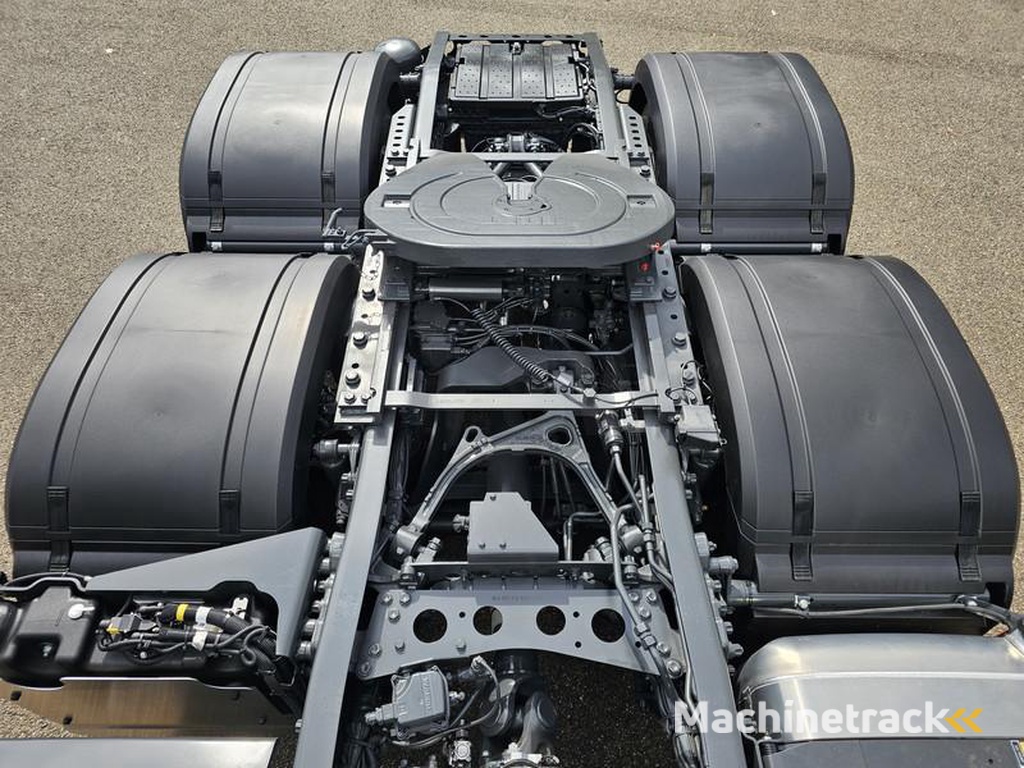 Mercedes ACTROS 2548 6X2/4 / PTO / GIGASPACE