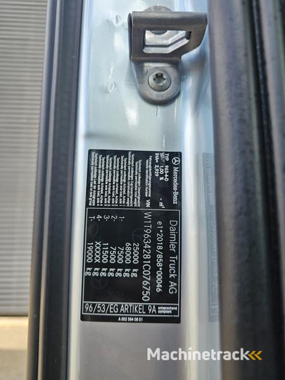 Mercedes ACTROS 2548 6X2/4 / PTO / GIGASPACE