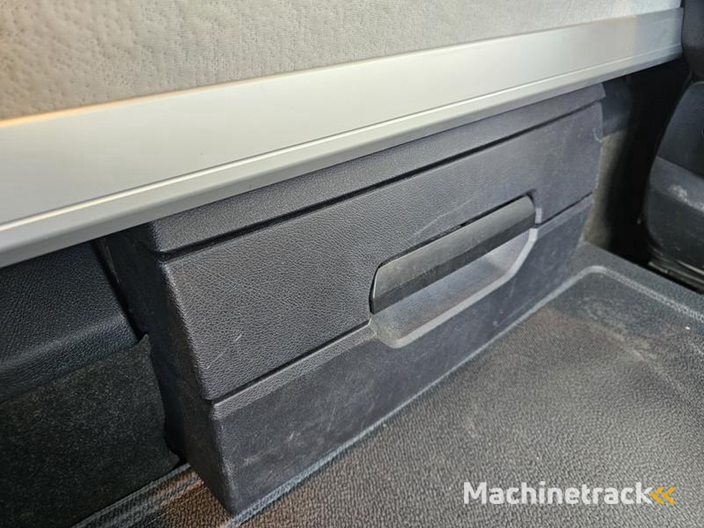 Mercedes AROCS 2545 6x2 / HMF 32 TM / CRANE / KRAN