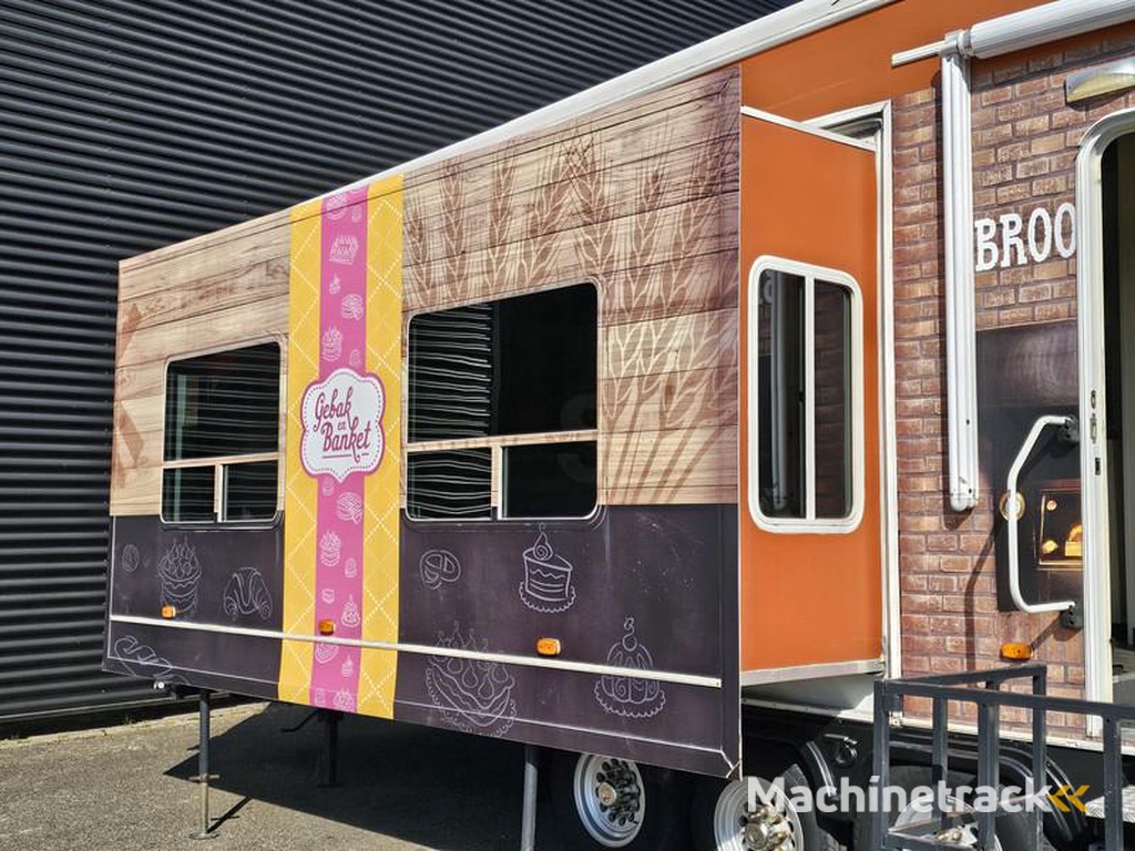 Scania P-280-trailer-2-X-SLIDE-OUT-CAMPER-WOHNMOBIL