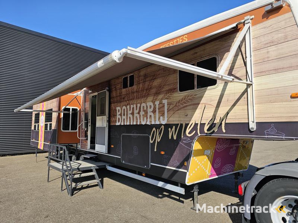 Scania P-280-trailer-2-X-SLIDE-OUT-CAMPER-WOHNMOBIL