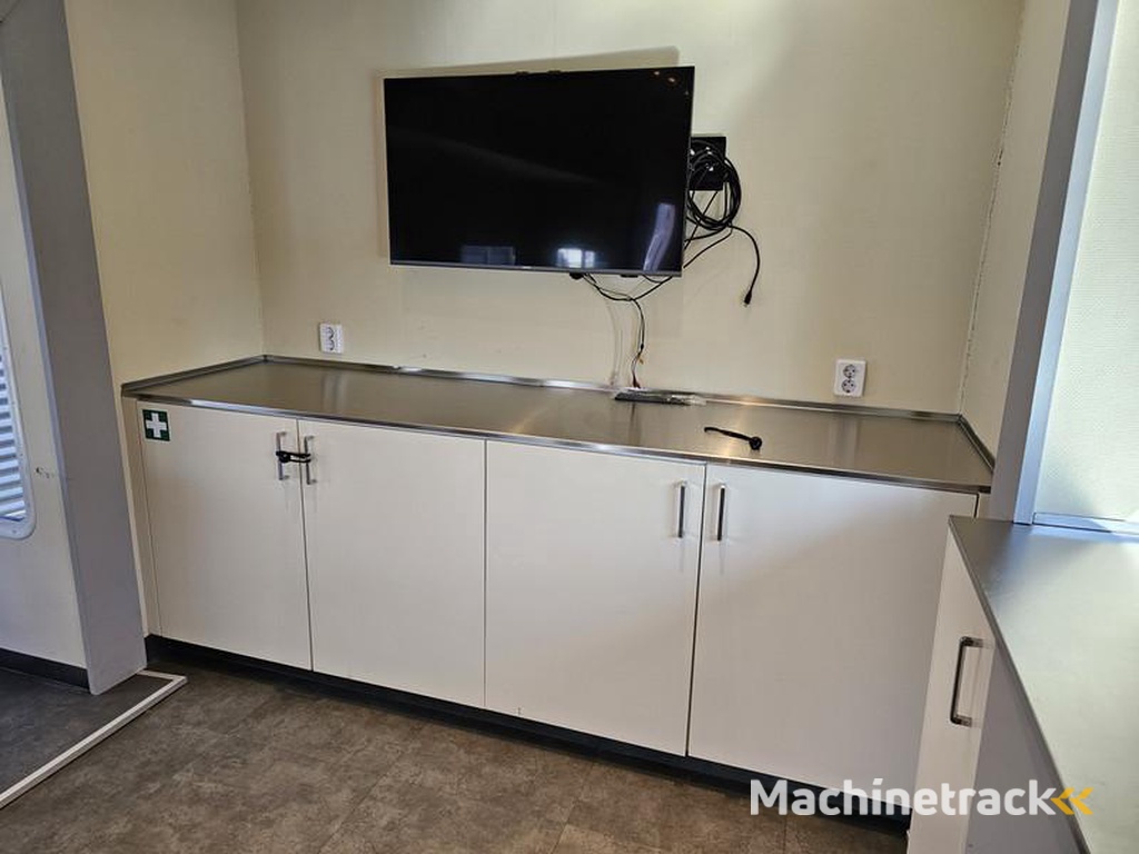 Scania P-280-trailer-2-X-SLIDE-OUT-CAMPER-WOHNMOBIL