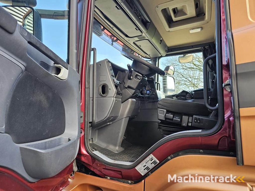 Scania P-280-trailer-2-X-SLIDE-OUT-CAMPER-WOHNMOBIL