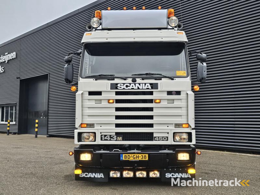Scania 143