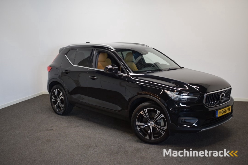 Volvo XC40 T5 262pk AUT7 Twin Engine Inscription Hybr. Adapt. Cruise/ Camera 360°/ Stoel verw. V+A/ Stuur verw./ Leer/ Navi/ CarPlay