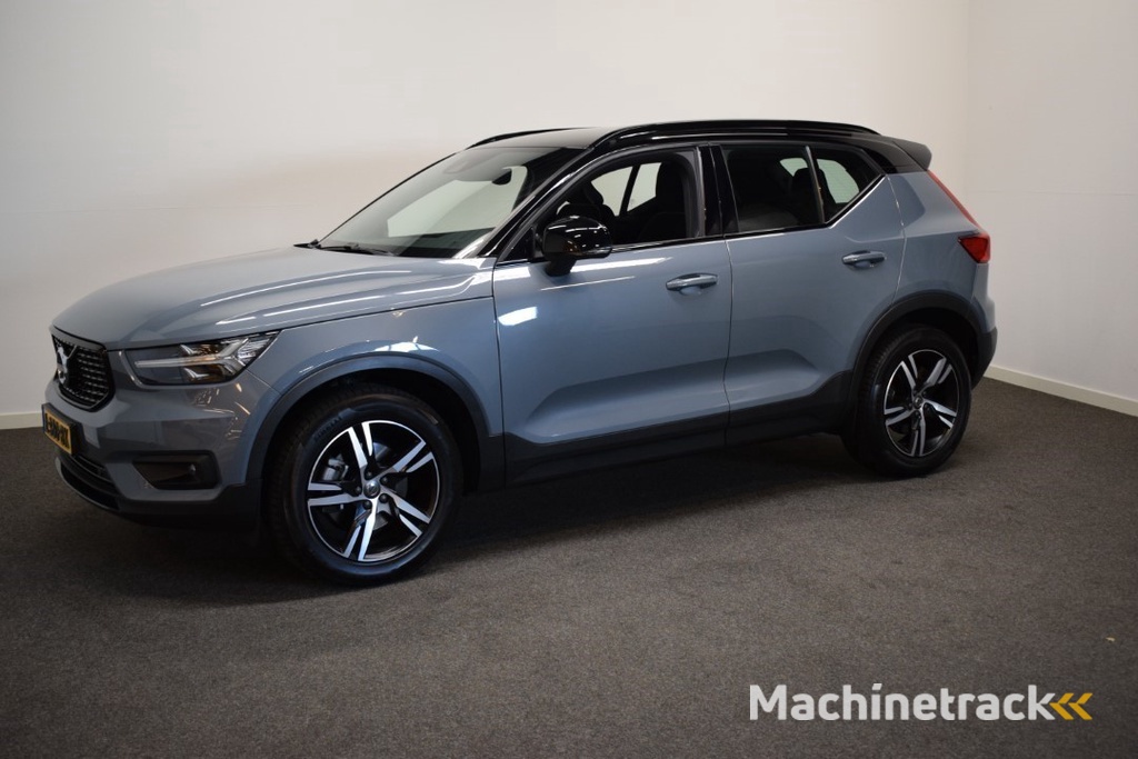 Volvo XC40 2.0 B4 198pk AUT8 R-Design Trekhaak 2100kg/ Stoel+Stuurverw./ Adapt. Cruise/ Camera/ H&K/ PDC v+a
