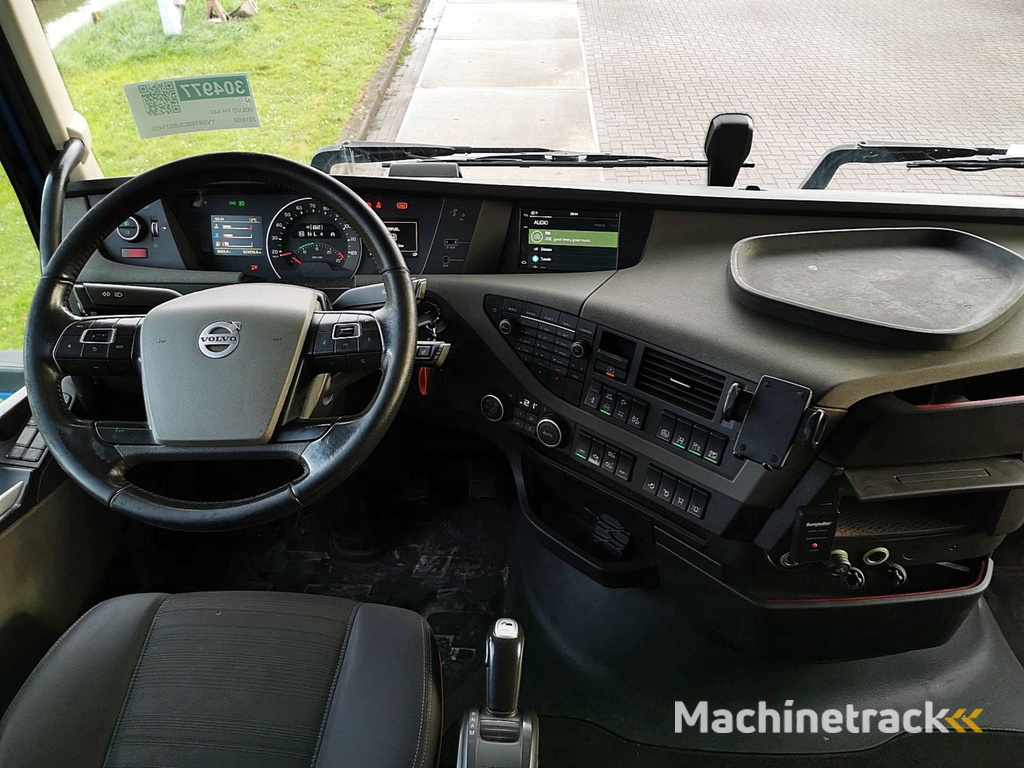 VOLVO FH 540 6x2*4  hiab 177k pro