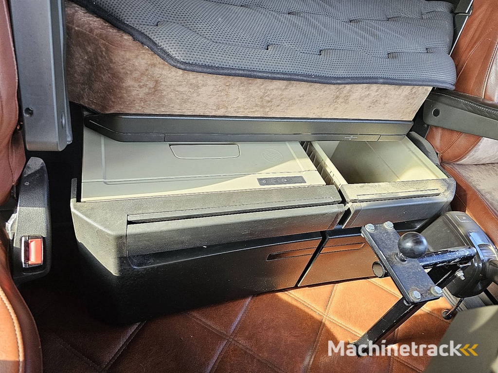 VOLVO FH 500 8x2 3x steeraxle