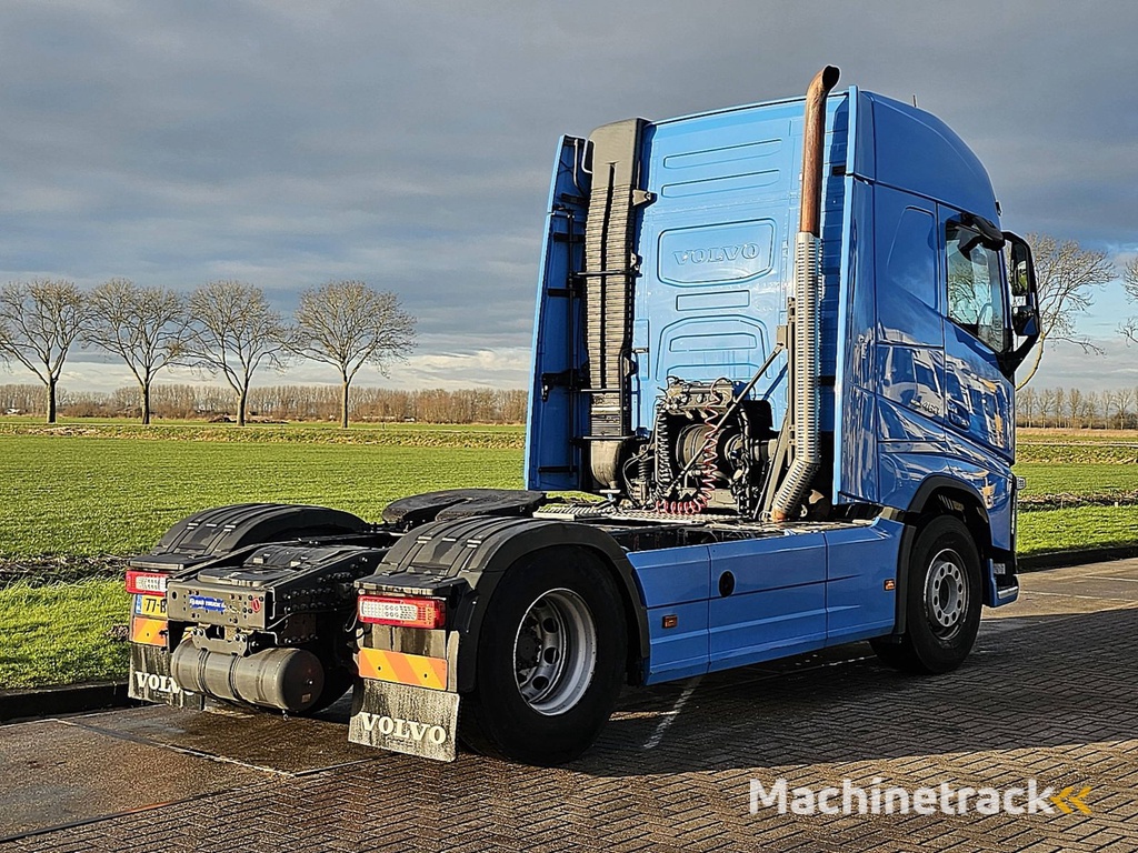 VOLVO FH 460 pto skirts veb+