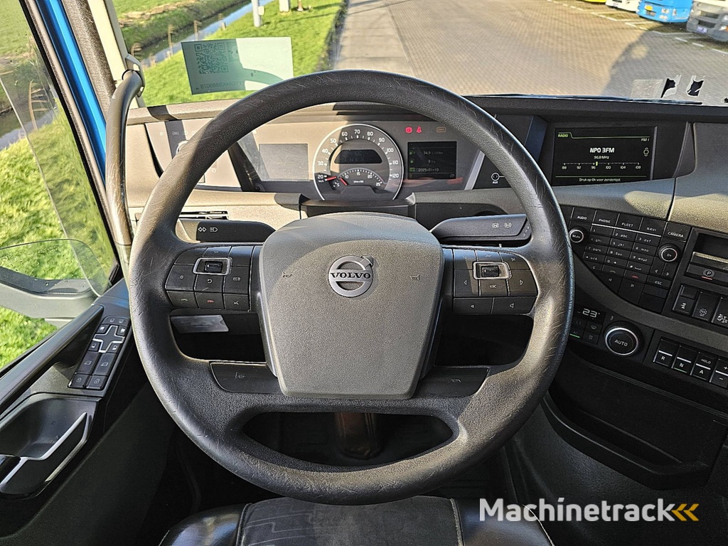 VOLVO FH 460 pto skirts veb+