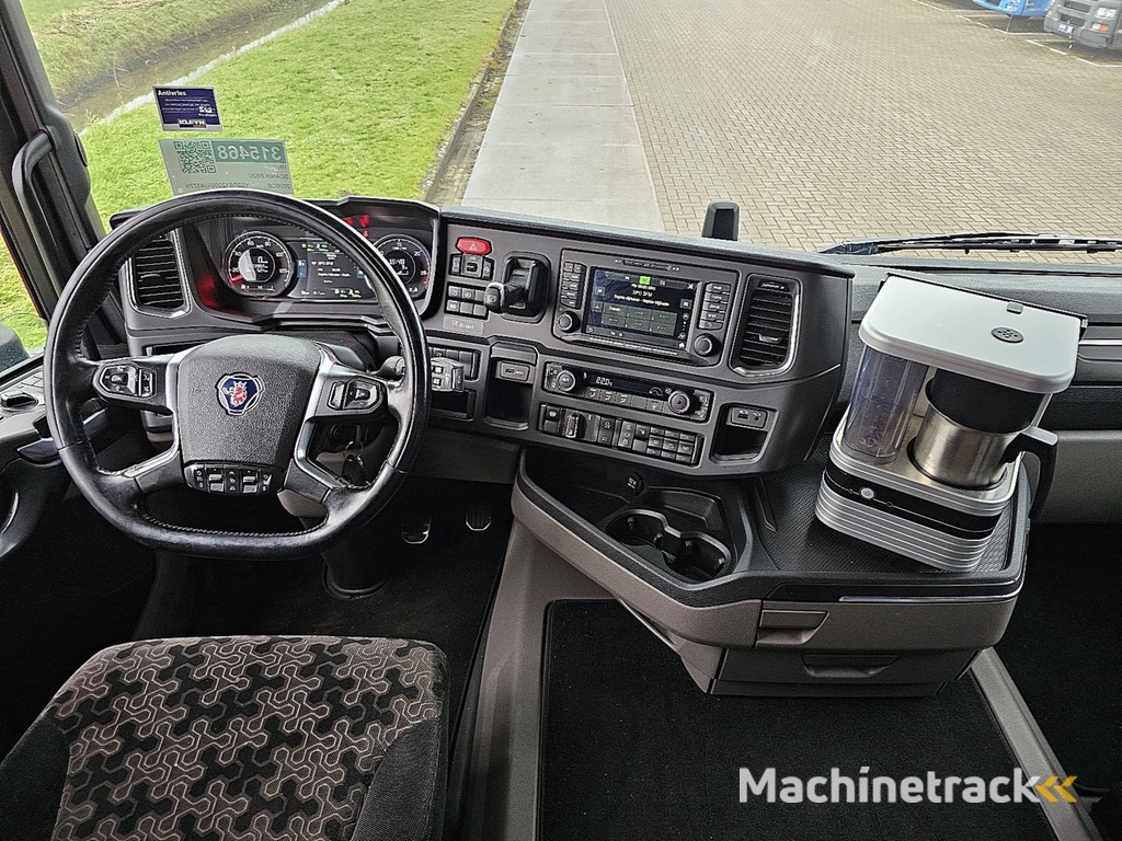 SCANIA R520 6x2 nb retarder