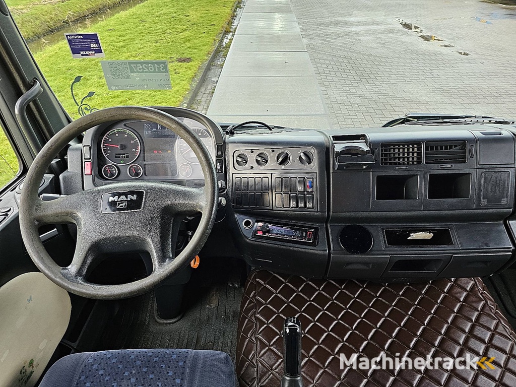 M.A.N. 12.240 TGL lx lift airco 6 cyl.