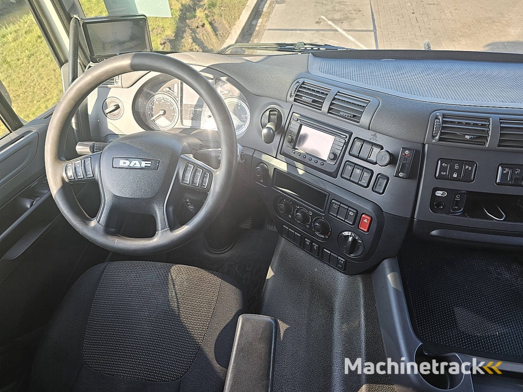 DAF CF 400 carrier supra 550