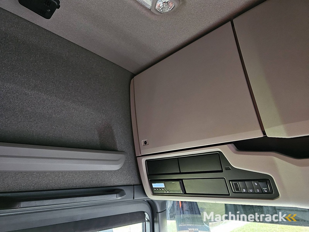 SCANIA R660 6x2 nb retarder