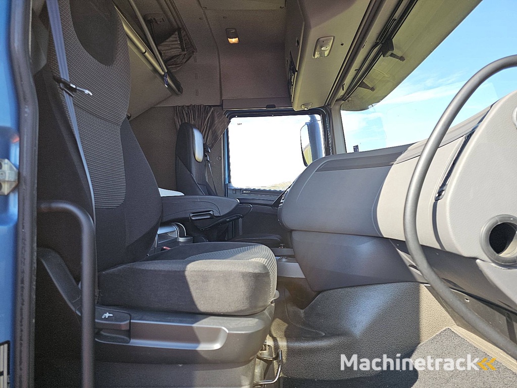 DAF XF 460 mx13 spacecab nl-tru