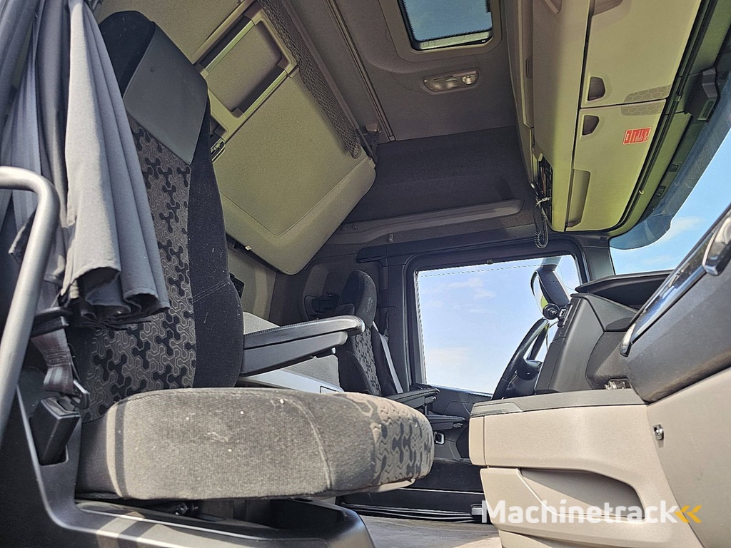 SCANIA R500 ret. 1200l led navi