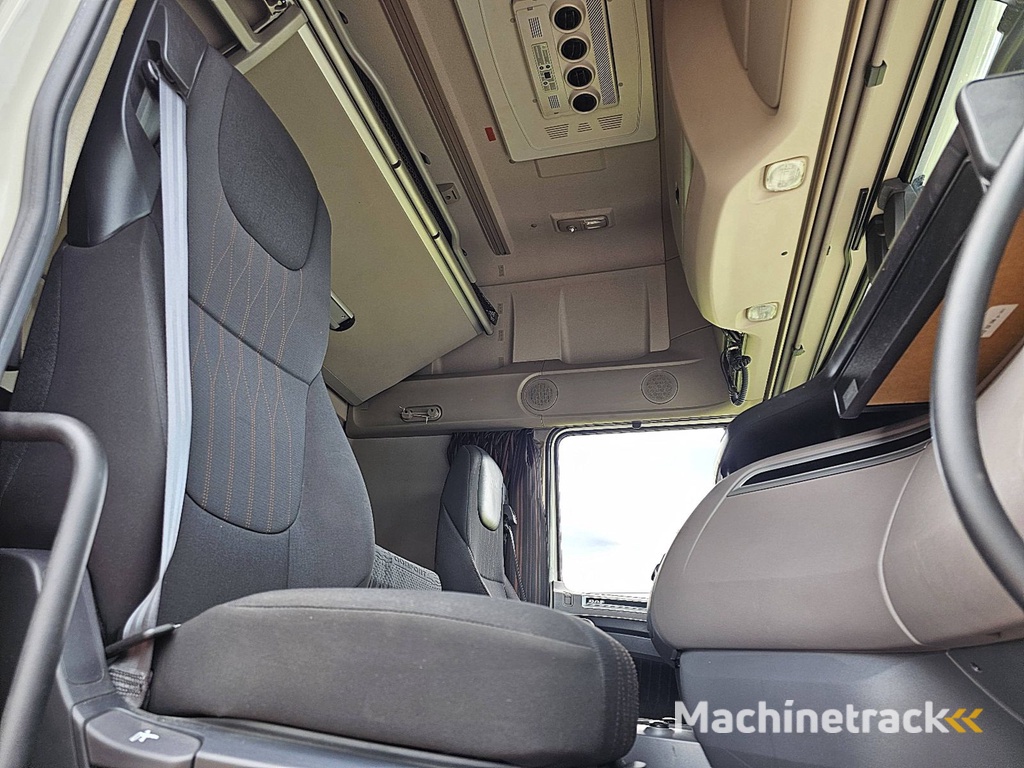 DAF XF 480 ssc 6x2 far intarder