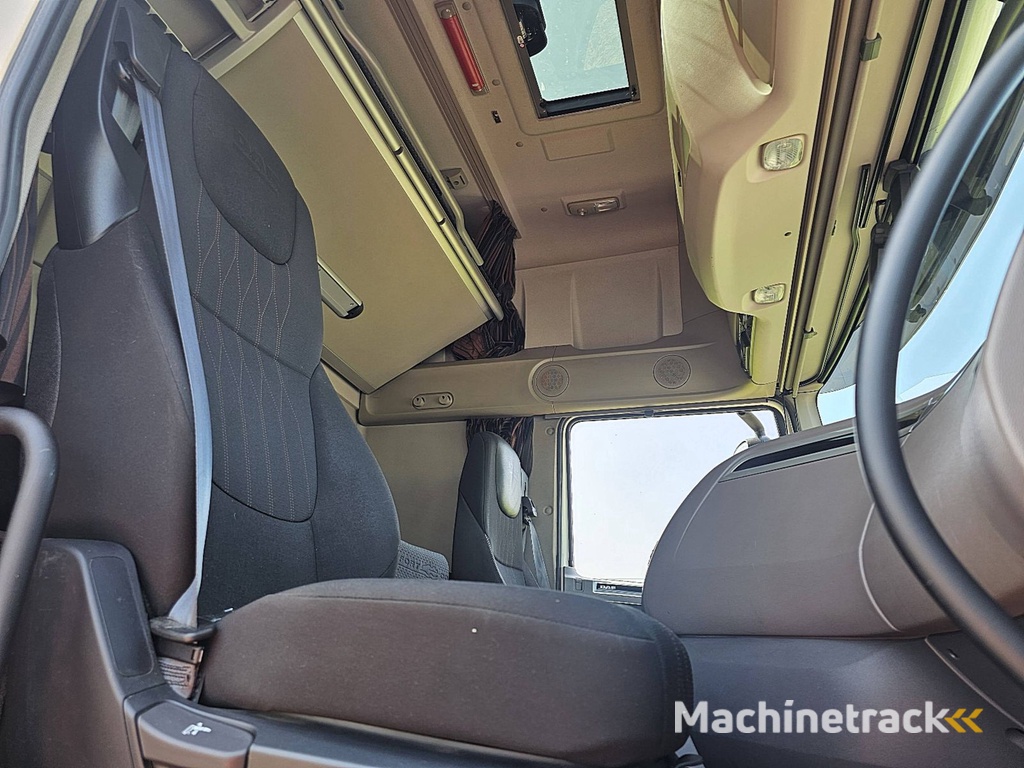 DAF XF 480 ssc 6x2 far intarder