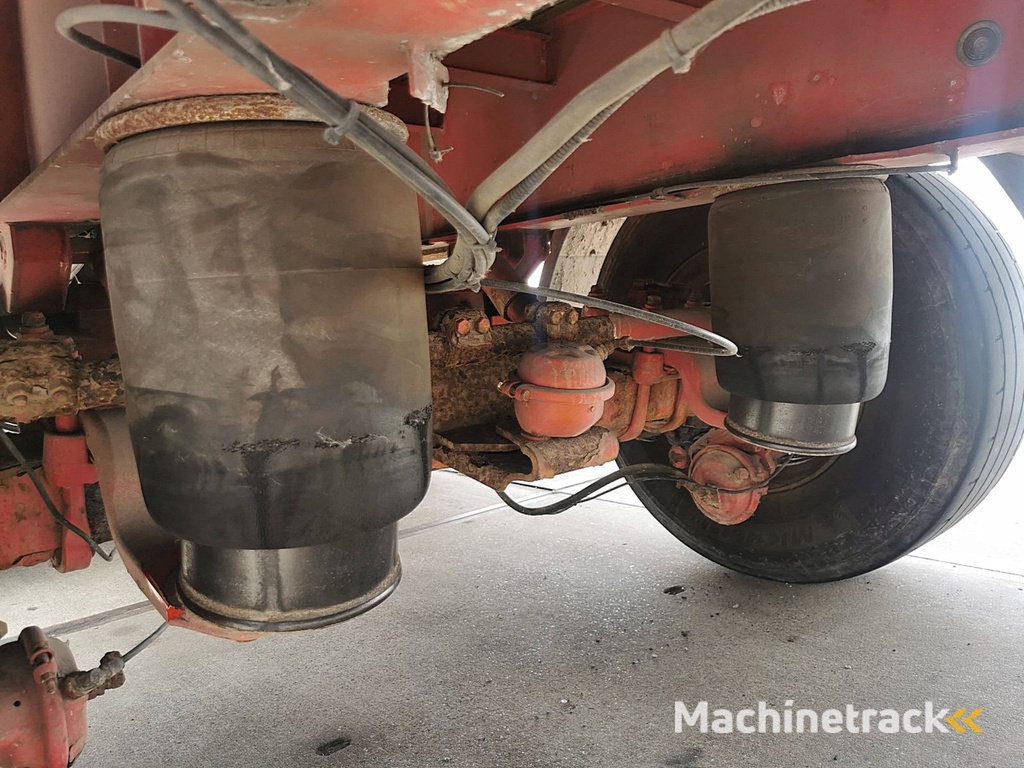 L.A.G. O-3-39-LS 3 axles bpw drum