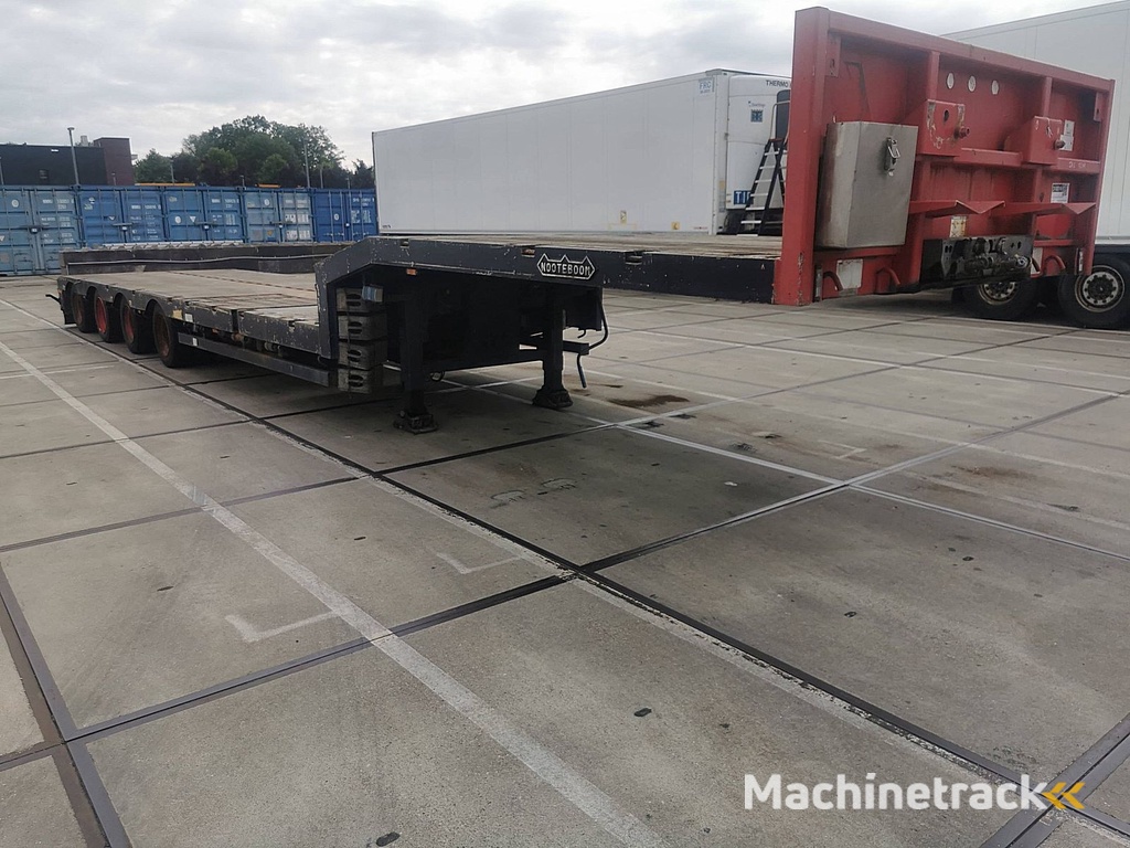 NOOTEBOOM OSD-850-04V 4 axle 1x extendable