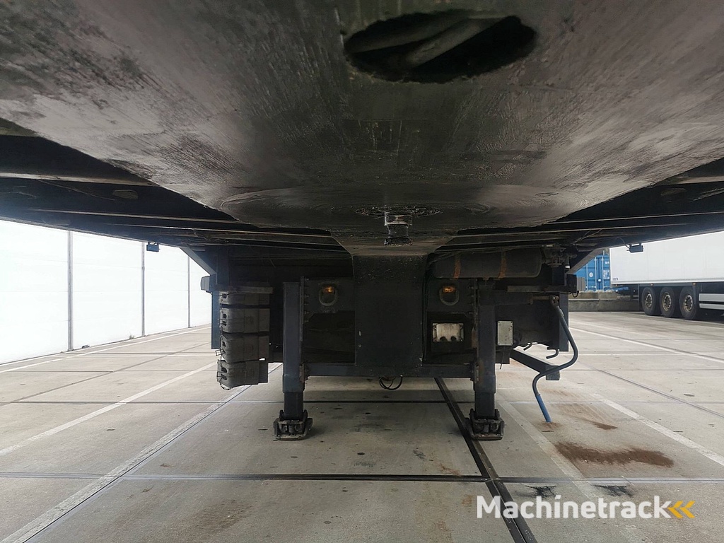 NOOTEBOOM OSD-850-04V 4 axle 1x extendable