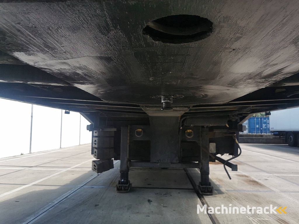 NOOTEBOOM OSD-50-04V 4 axle extendable