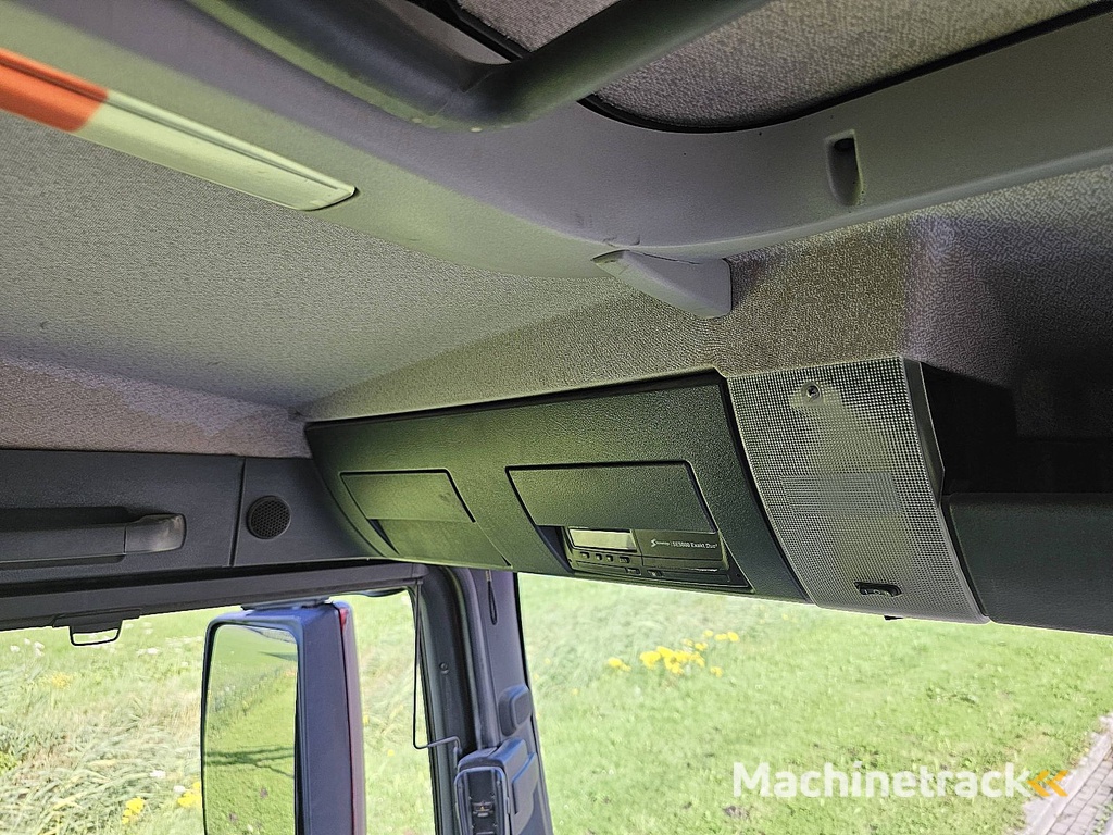 M.A.N. 26.400 TGS 6x2 ll steeraxle