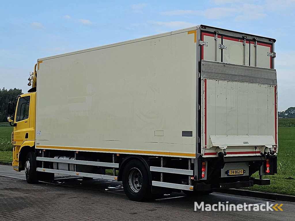 DAF CF 220 carrier lift doors