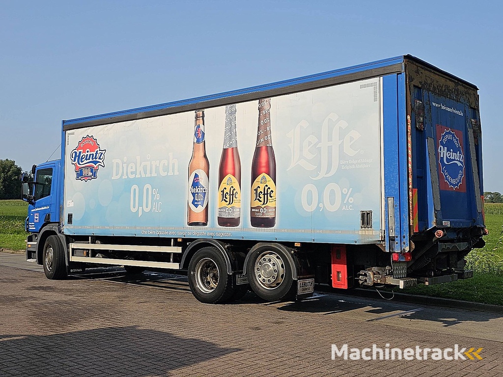 SCANIA P360 2500 kg lift