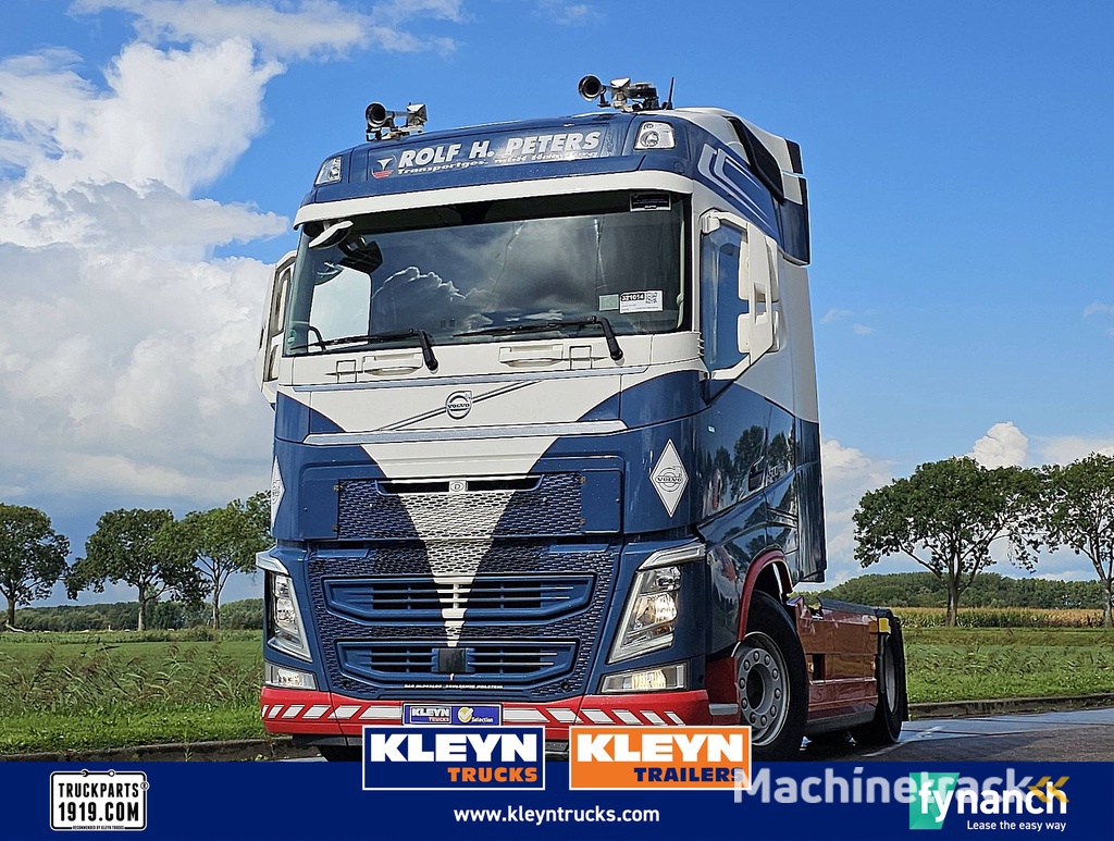 VOLVO FH 500 skirts 2x tank veb+