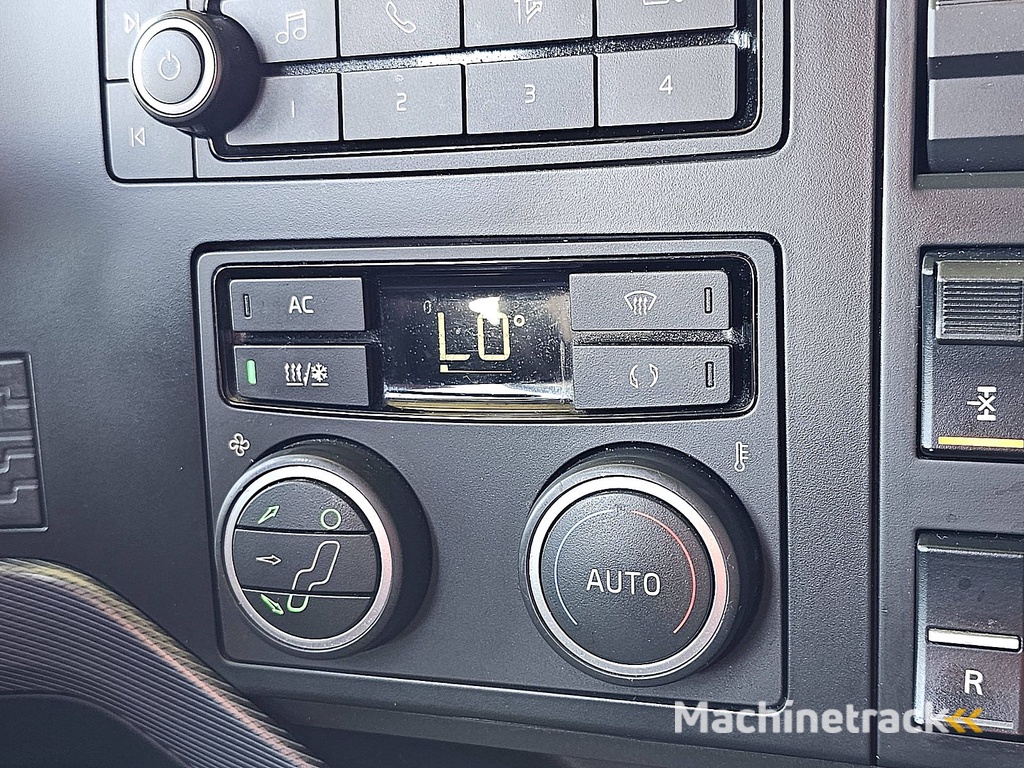 VOLVO FH 500 retarder led 2x tank