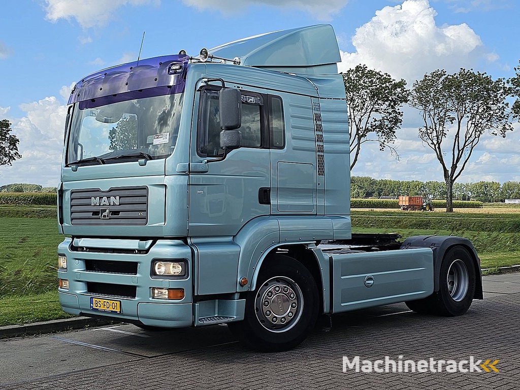 M.A.N. 18.350 TGA nl-truck l-cab bed