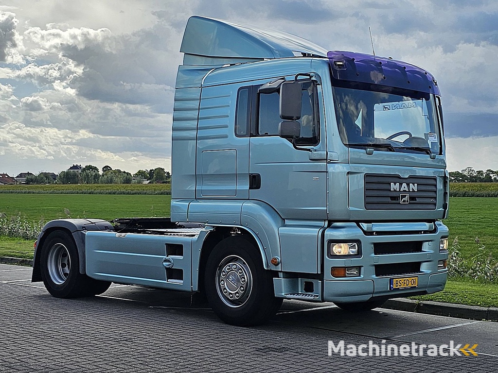 M.A.N. 18.350 TGA nl-truck l-cab bed