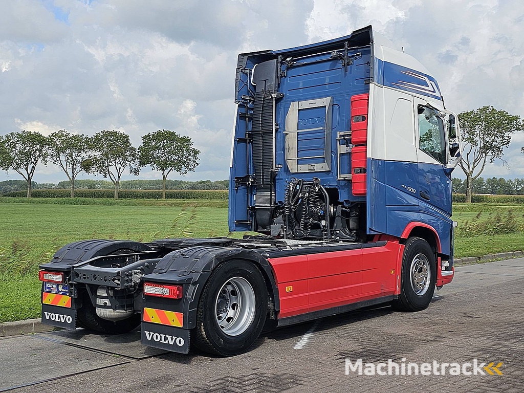 VOLVO FH 500 skirts 2x tank veb+