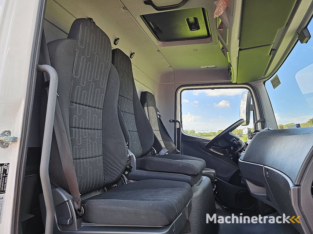 MERCEDES-BENZ ATEGO 818 taillift airco