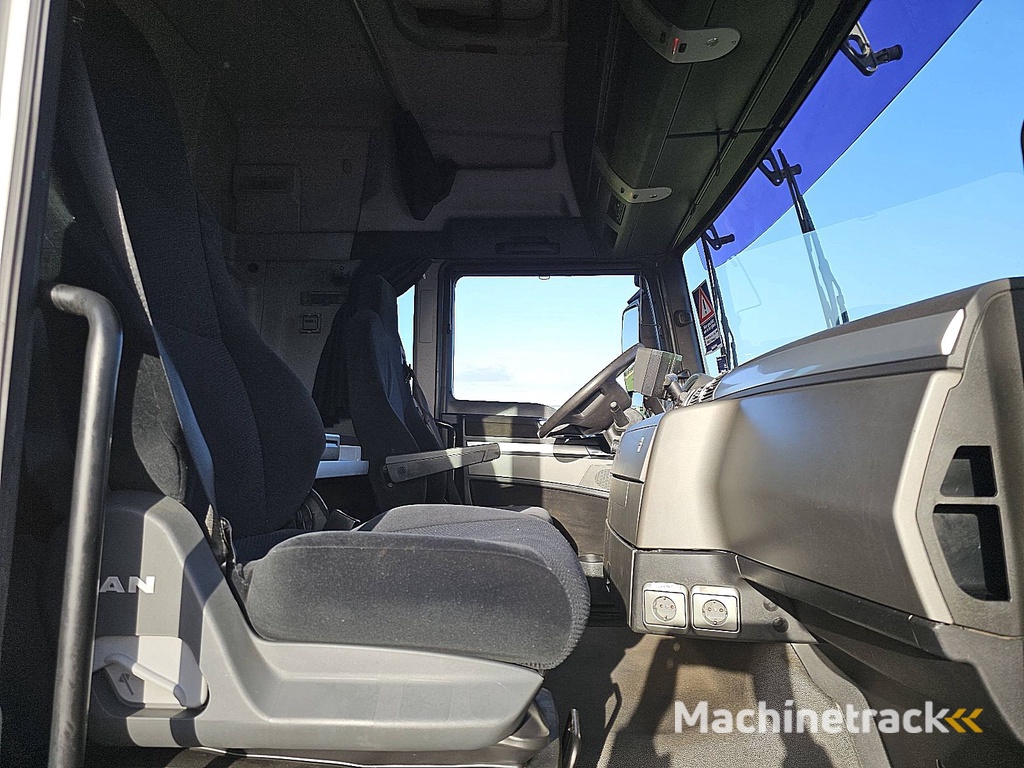 M.A.N. 28.440 TGX