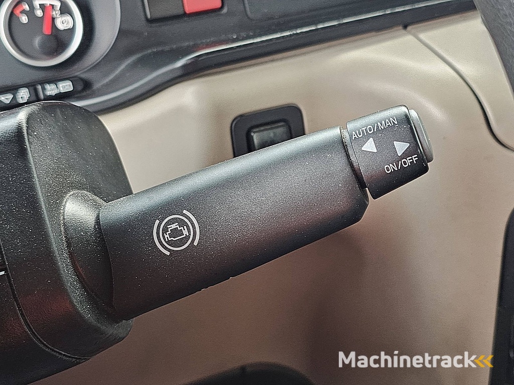 M.A.N. 12.220 TGL bottie platform+tow