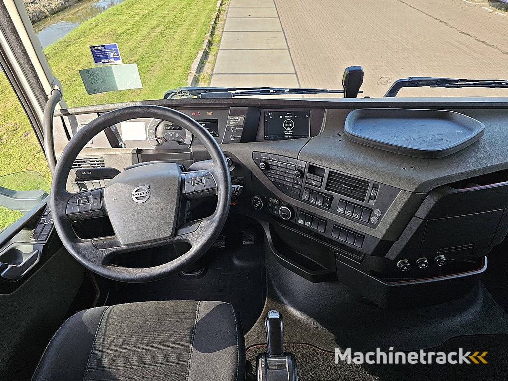 VOLVO FH 500 6x2 steered pto+hydr