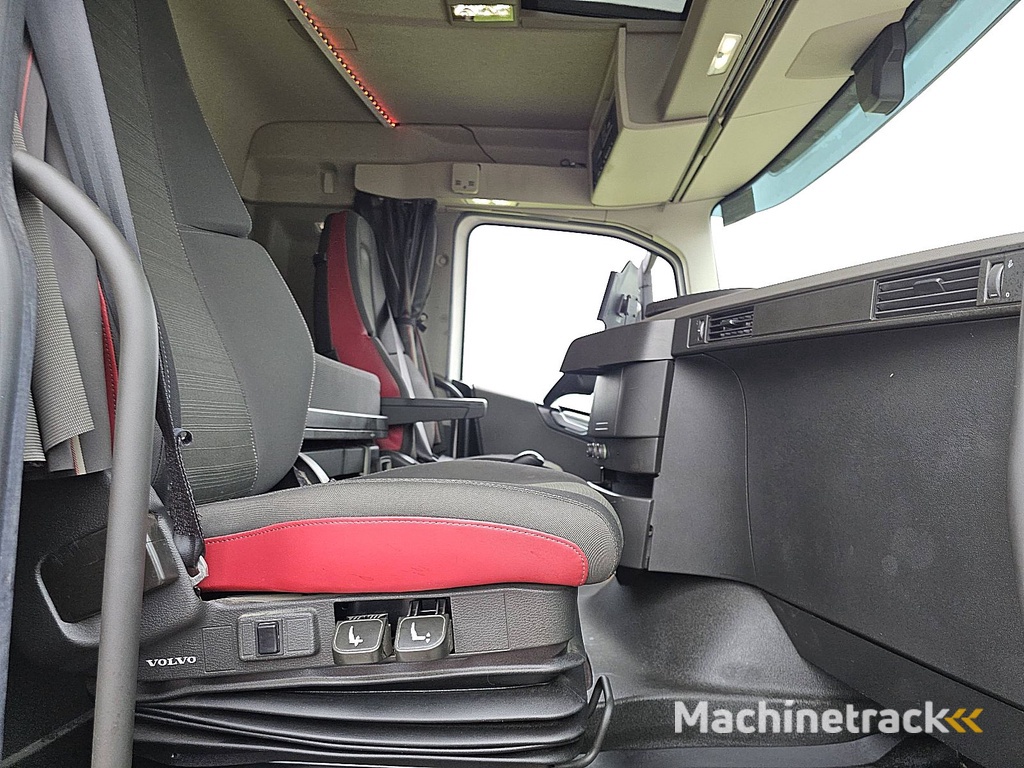 VOLVO FH 500 6x2 steered pto+hydr