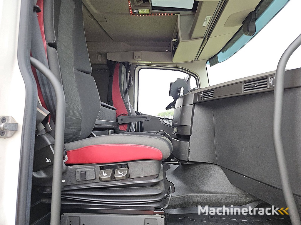 VOLVO FH 500 6x2 steered pto+hydr