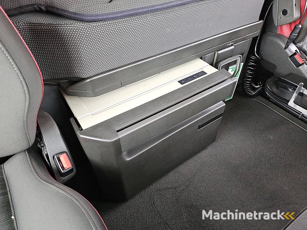 VOLVO FH 500 6x2 steered pto+hydr