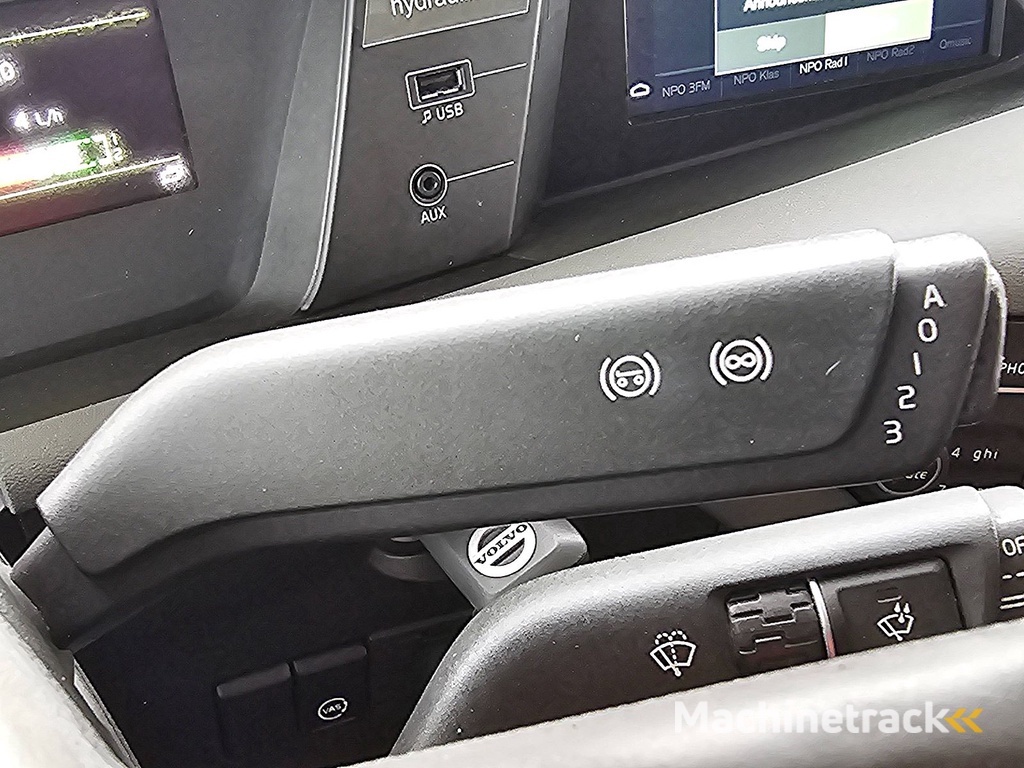 VOLVO FH 500 6x2 steered pto+hydr